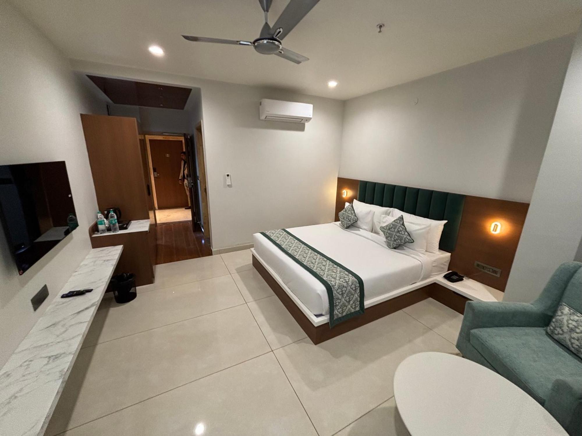 Hotel The Crown Inn Jhunjhunu Exteriér fotografie